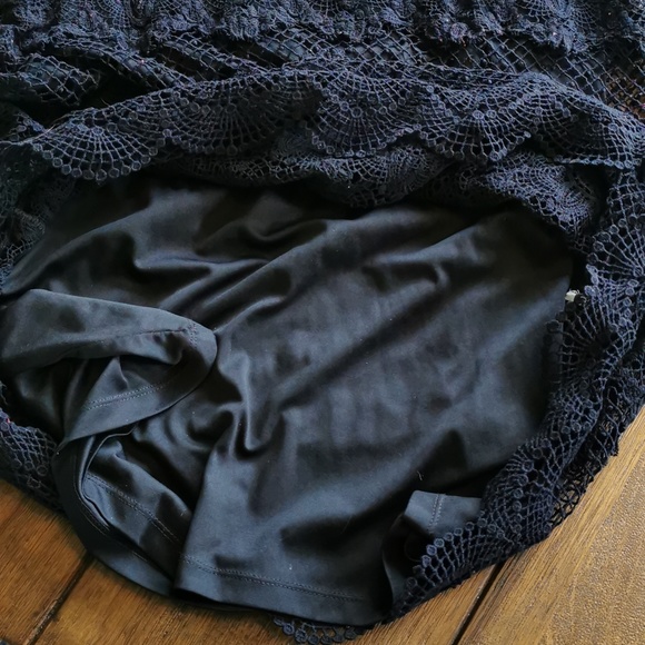 Crochet Scalloped dress - Picture 6 of 7